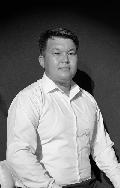 Бахтияр Кураров